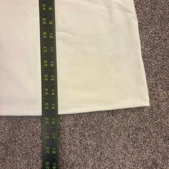 Tommy Bahama Women's White Skort Size XL Golf Pockets Quick Dry UPF 50 NWT - Picture 9 of 13